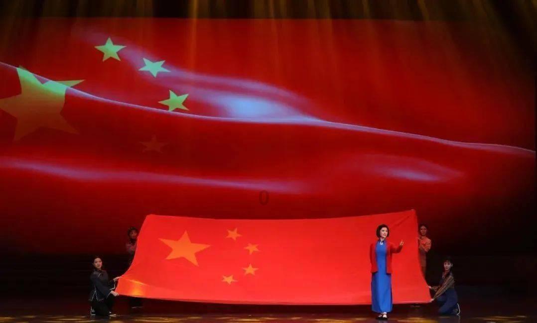 小沈阳又火了！搭档老婆一首《你懂得》，唱出20年美好爱情