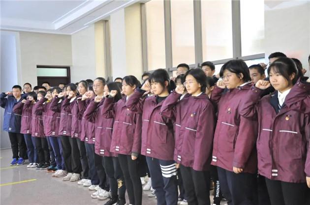 市南水北调工程运行保障中心开展平安创建和“迎春祝福送温暖、法治春联进万家”活动